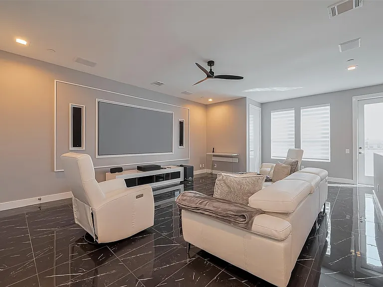 5919 E Post Oak Ln — Photo 19