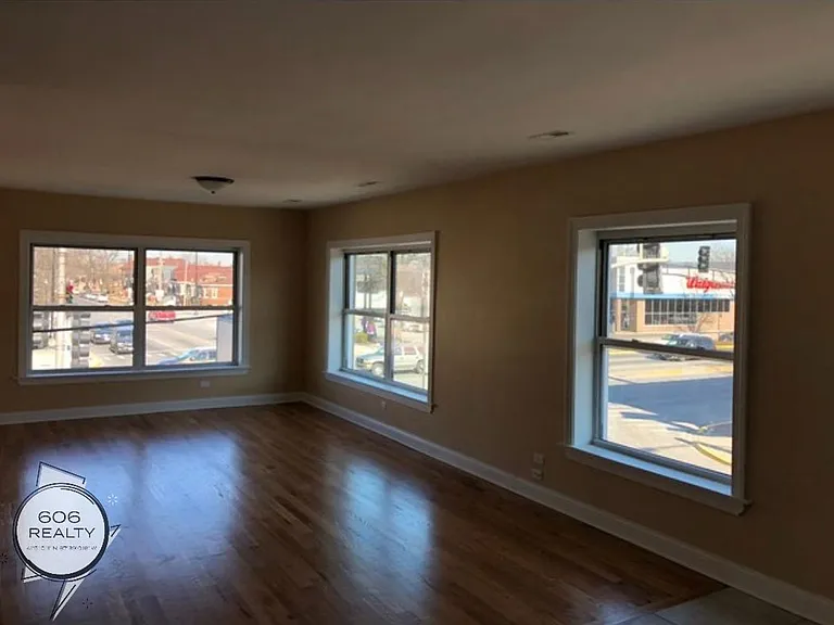 6001 W Cermak Rd — Photo 5