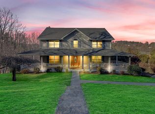 7033 Hollyberry Rd, Roanoke, VA 24018