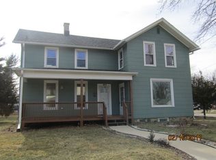 533 South St, Oconomowoc, WI 53066