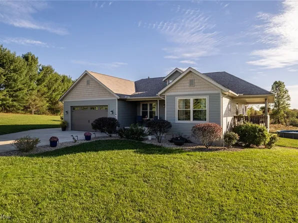 7680 Vandemark Rd, Lodi, OH 44254