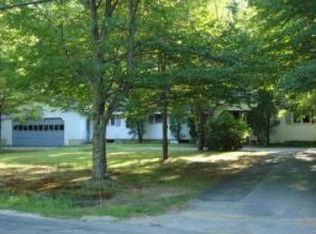 405 Pickering Rd, Rochester, NH 03867