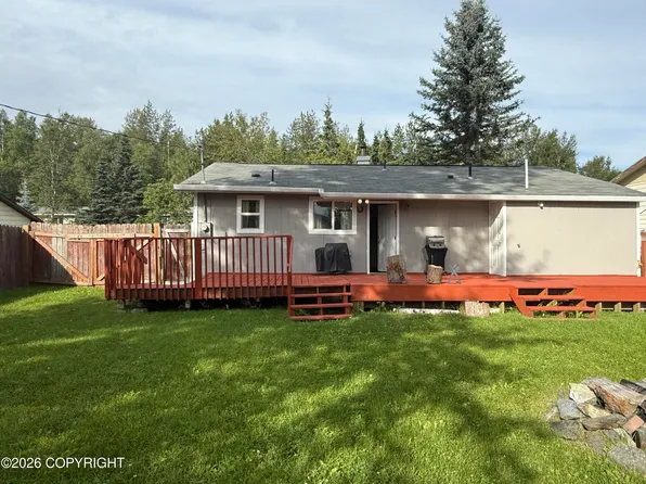 1571 Beaver Pl, Anchorage, AK 99504
