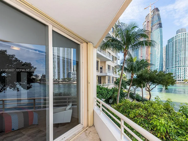 888 Brickell Key Dr #210 — Photo 59