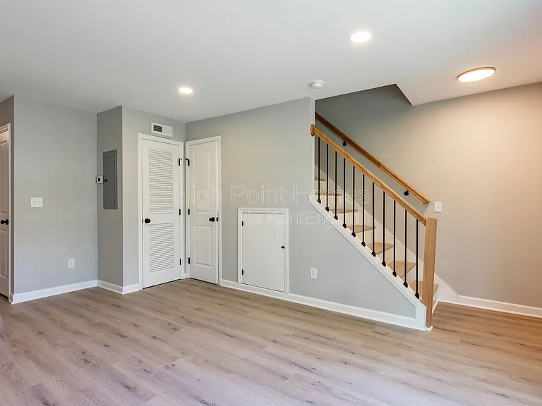 400 Gallery Ln #B-5 — Photo 22