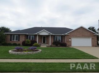 1417 S Lee Ave, Morton, IL