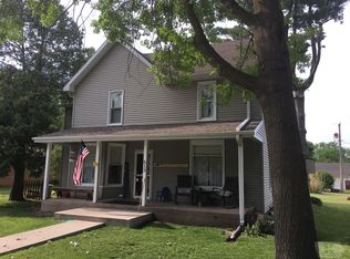 613 Columbia St, Mediapolis, IA 52637