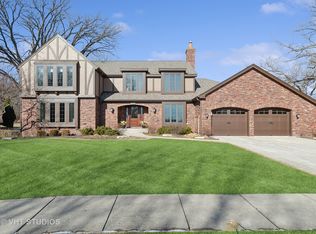 410 E Winchester Rd, Libertyville, IL 60048