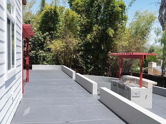 5th image of 441 Rancho Santa Fe Rd