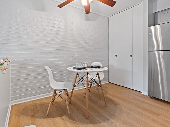 5th image of 1440 S Neltnor Blvd #433-1A