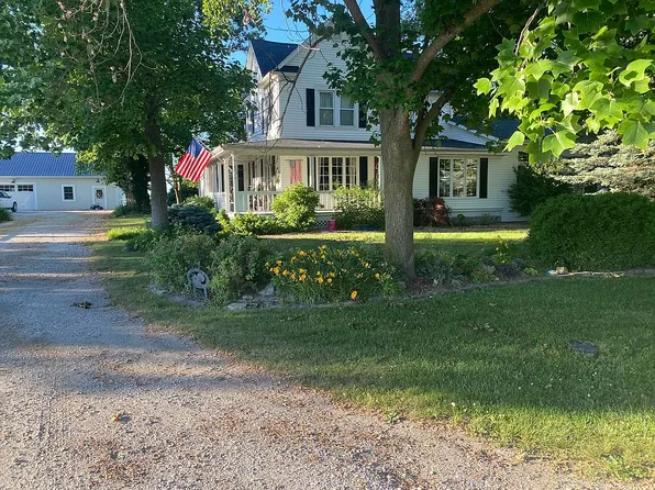 408 W Ellis St, New Berlin, IL 62670