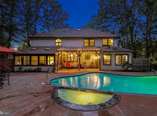 30 E Red Oak Dr, Voorhees, NJ 08043