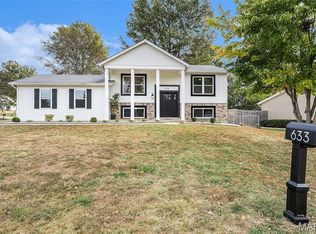 633 Durango Dr, O'Fallon, MO 63368