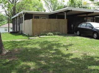 8409 Kessler St, Overland Park, KS 66212
