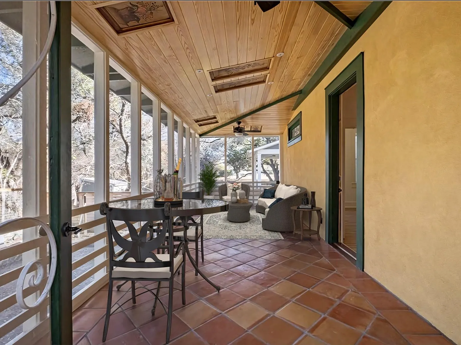 4 bed, 3.5 bath, 2300 sqft, $7,495 — Photo 4