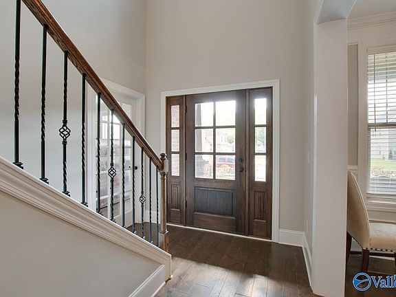 5th image of 7018 Jane Elizabeth Dr SE