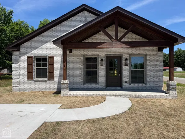 144 1st St, Manila, AR 72442