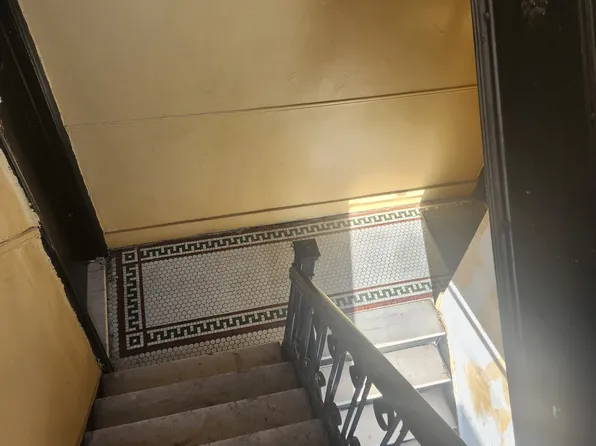 214 Schaefer Street image 4 of 7