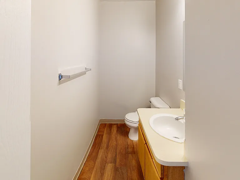 Midtown Park Apartments — Photo 30