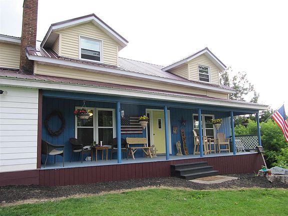 2nd image of 6 Lincoln Dr