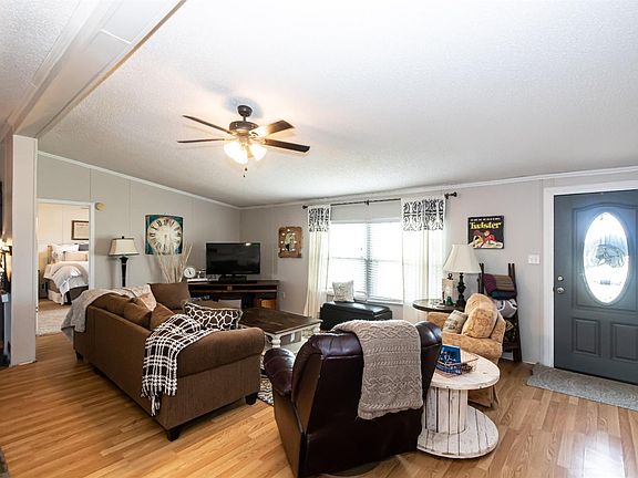4th image of 4814 County Road 5300