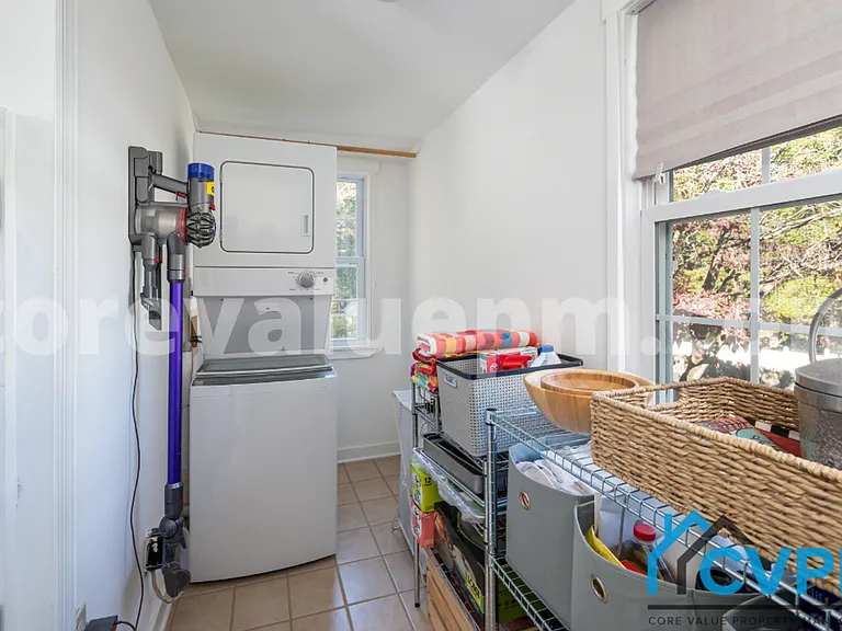 8627 Park Ave — Photo 14