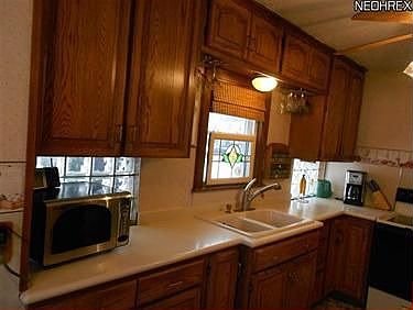 3rd image of 406 Haddam Dr