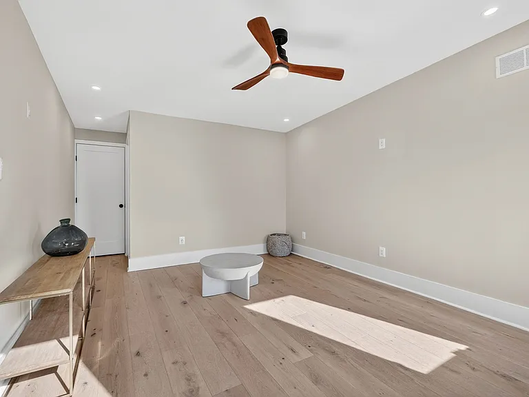 32 Adams St NW — Photo 21