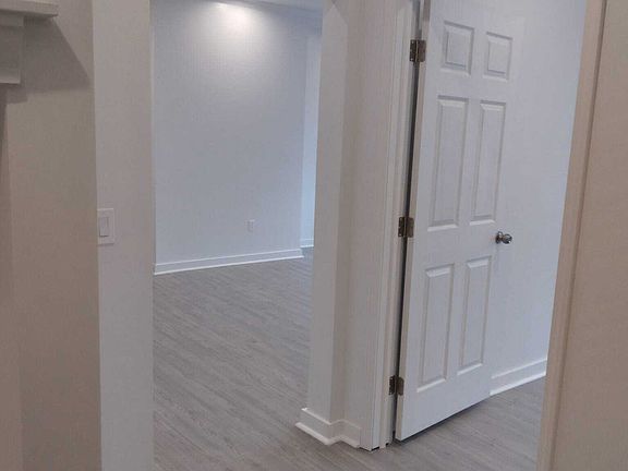 5th image of 147 Grant Ave #B