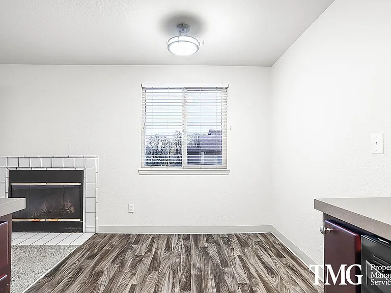 River View Apartments — Photo 26