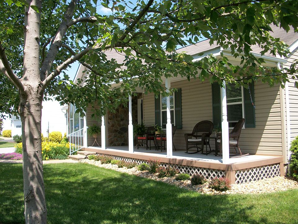 2nd image of 312 Jackson Dr