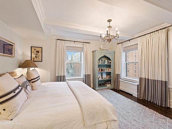 5th image of 165 W 91st St #14CD