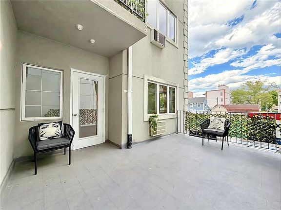 3rd image of 2934 Brighton 4th St APT 1