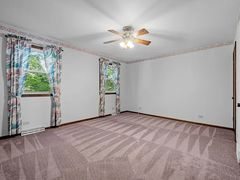 13444 S Forest Ln — Photo 10