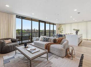 1600 S 1st St #410, Austin, TX 78704