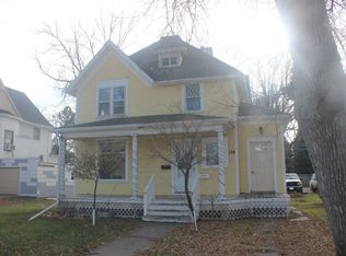 114 8th Ave SE, Aberdeen, SD 57401