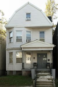 213 Myrtle Ave, Jersey City, NJ, 07305