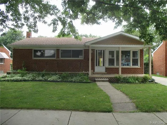 3558 Elizabeth St photo 1
