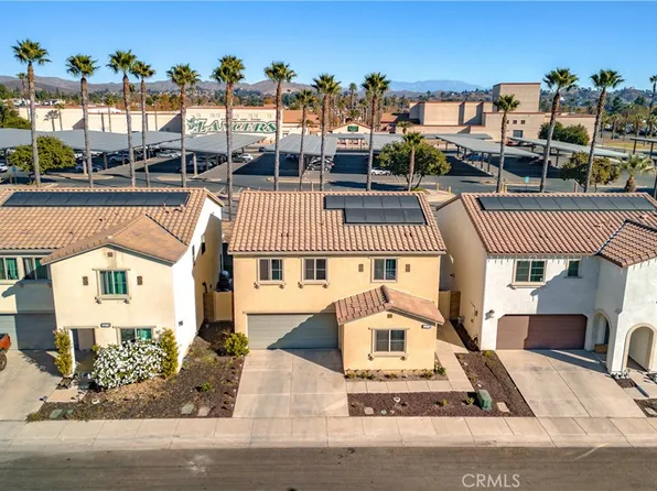 32774 Shorecrest Way, Lake Elsinore, CA 92530