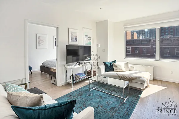 Rented by Compass | media 7