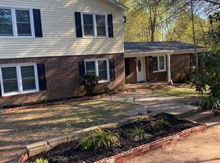 112 N Hendricks Ln, Easley, SC 29640