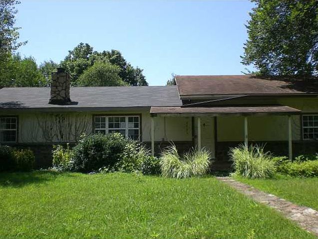 1st image of 2903 2nd St
