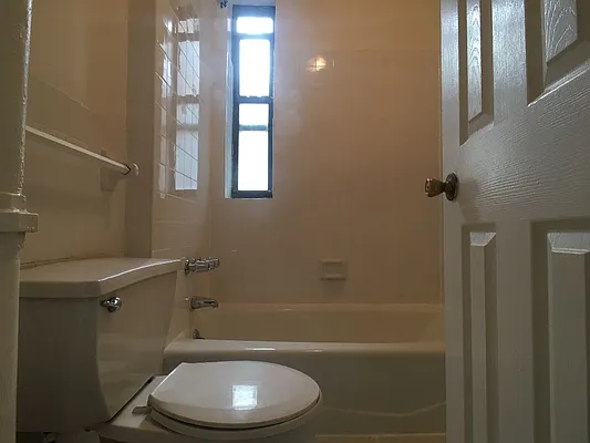 Rented by Sovereign Associates | media 43