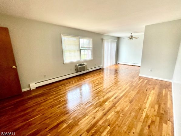 120 Fairview Ave