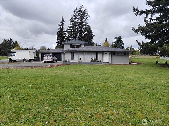 2nd image of 108 W Bartlett Road