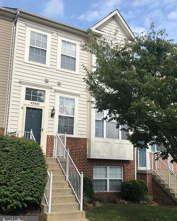 1st image of 45022 University Dr