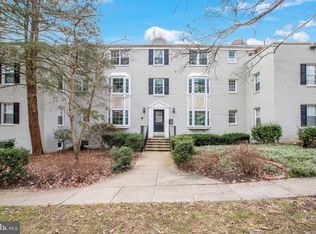708 S Arlington Mill Dr #14304, Arlington, VA