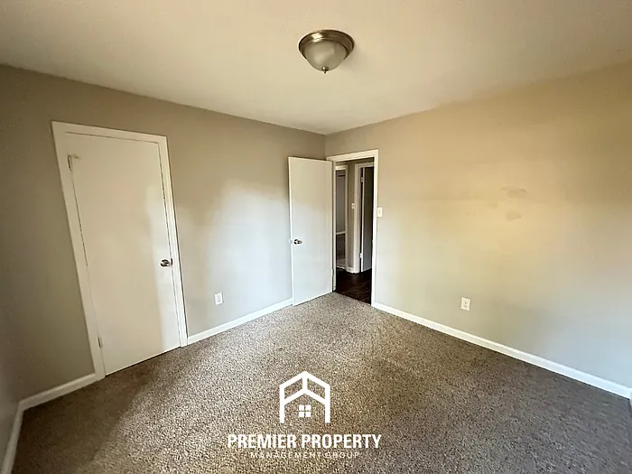 6362 Fawn Hollow Cir N — Photo 24