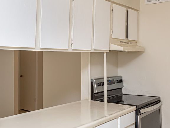 4th image of 3484 Cedarcrest Ave #48925b786