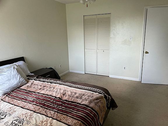 3rd image of 1303 Airport Dr APT A07